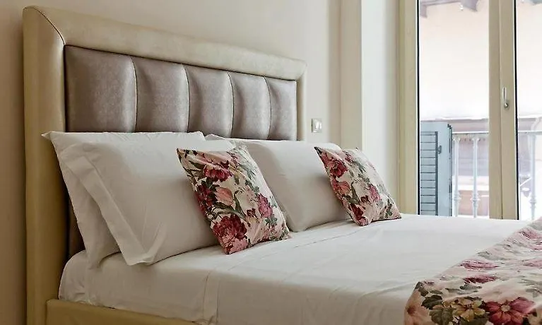 Hotel Opera N.5 By Spi Dreams Group Napoli Affittacamere